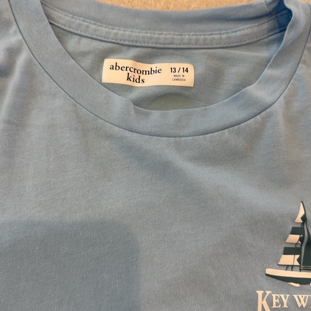 Abercrombie Kids Key West T-Shirt! - Picture 3 of 5